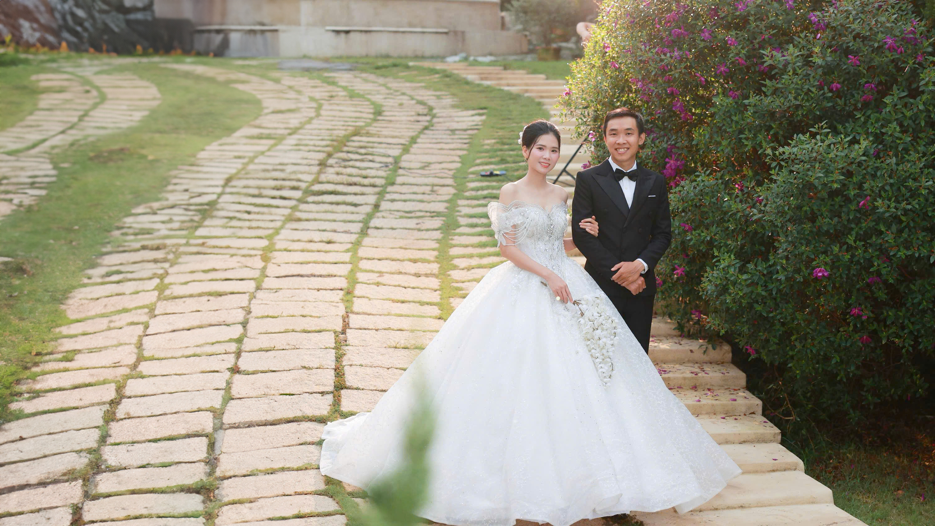 in thiệp cưới đẹp giá rẻ đồng xoài, bình phước khánh huyền